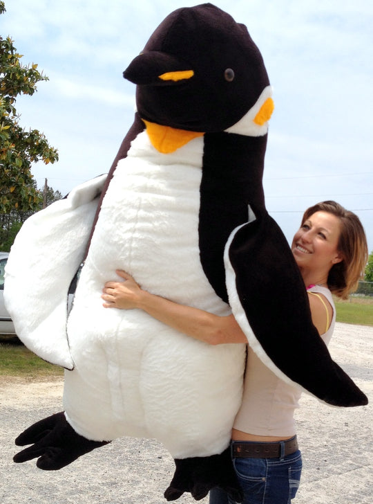 Extremely large stuffed animals that range in size between five feet ...