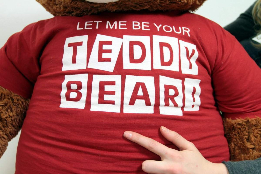 Big Plush Giant 5 Foot Teddy Bear Caramel Color Wears Tshirt LET ME BE YOUR TEDDY