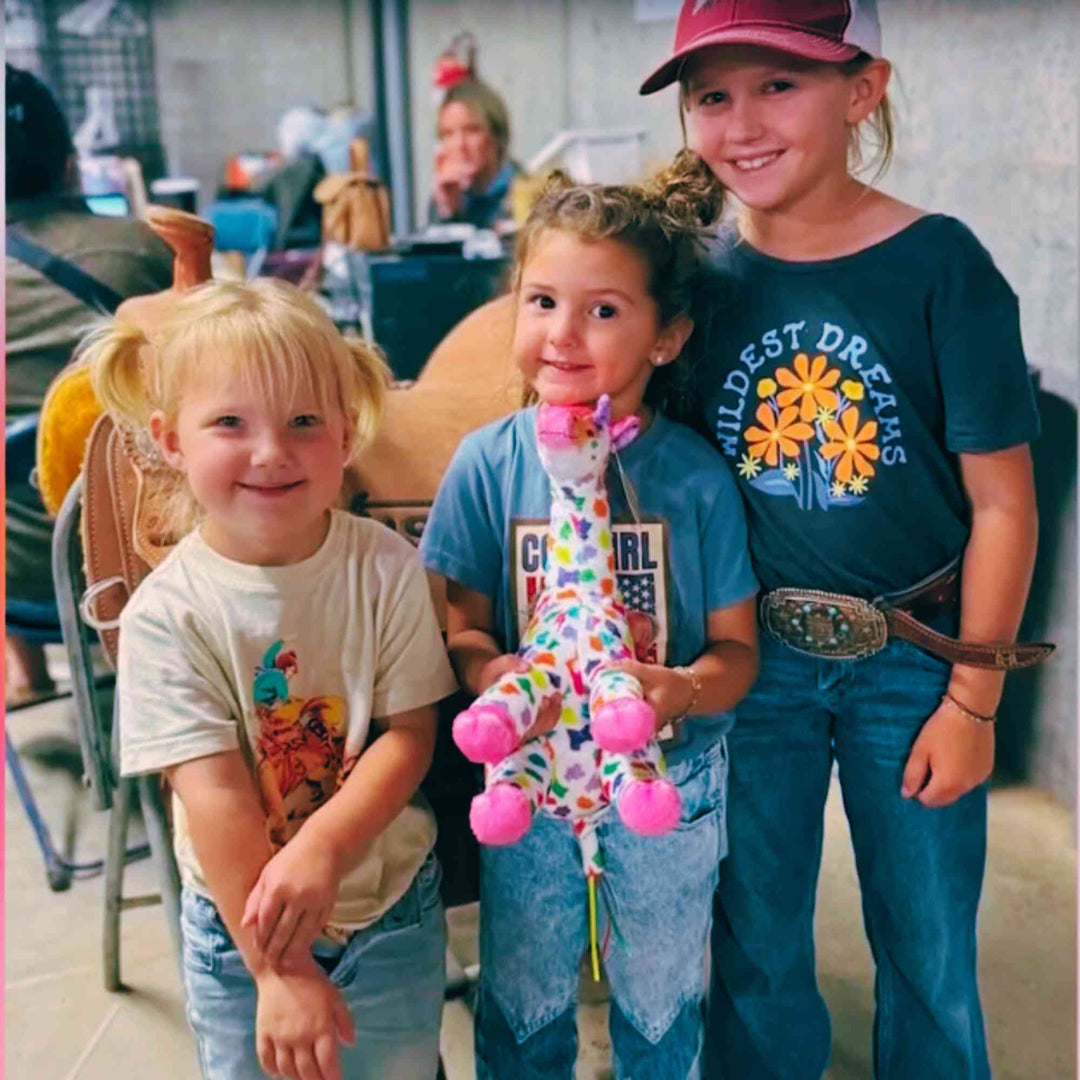 Annabelle the Stuffed Giraffe for Children 14-inch Soft Plush Toy with Optional 4-Book Set